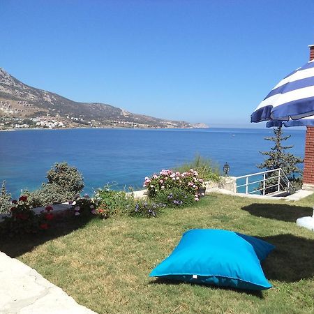 Reyhan Hotel Karaburun  Exterior photo