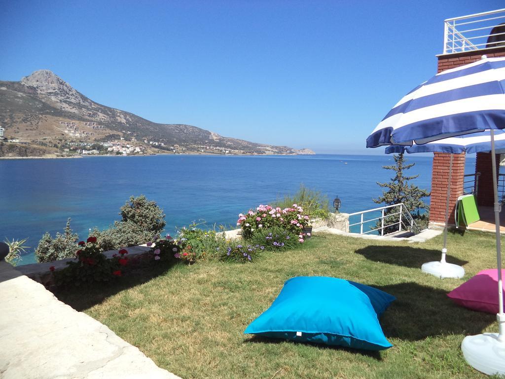 Reyhan Hotel Karaburun  Exterior photo