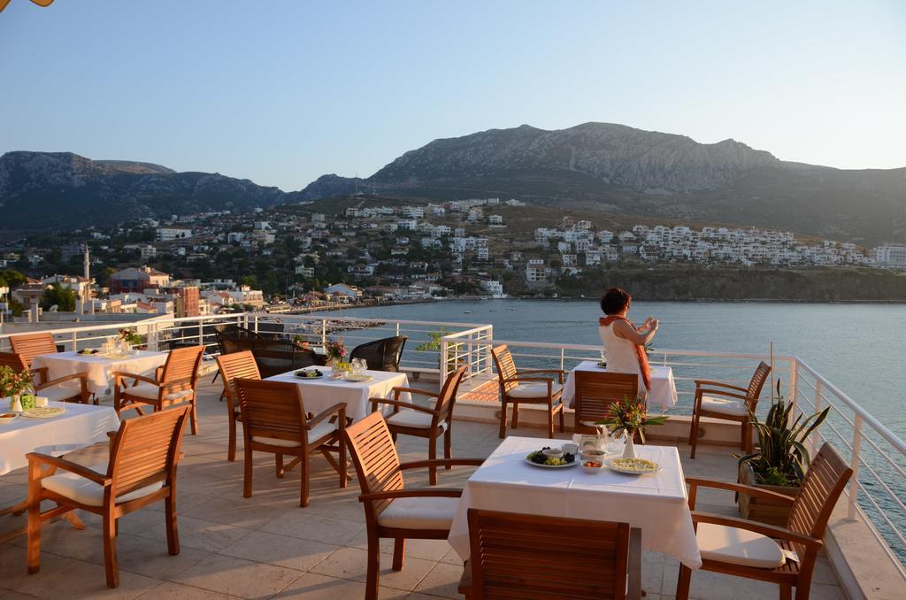 Reyhan Hotel Karaburun  Exterior photo