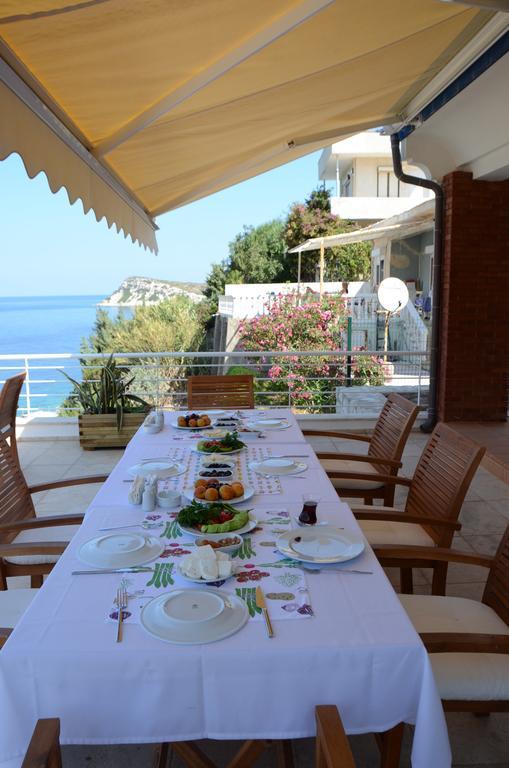 Reyhan Hotel Karaburun  Exterior photo