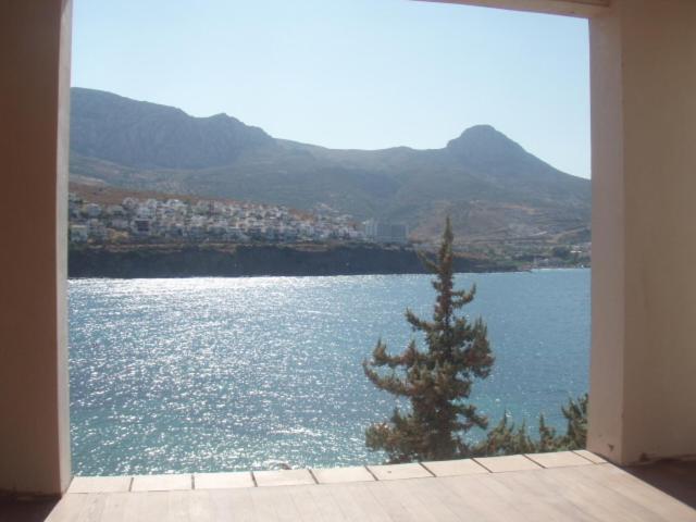 Reyhan Hotel Karaburun  Exterior photo