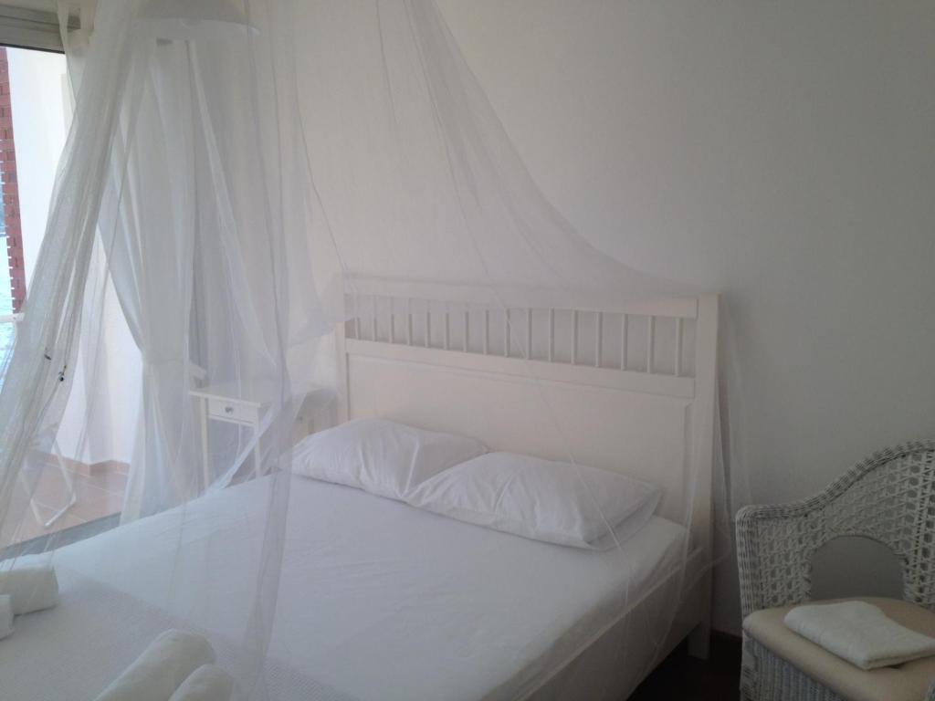 Reyhan Hotel Karaburun  Exterior photo